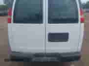 2012 Chevrolet Express Cargo z VIN 1GCSGAFX8C1107049, wystawiony jako IAAI lot #43135183 z przebiegiem 366 650 mil mil oraz . Historia ofert i sprzedaży dostępna na DreamBid. Obrazek 16.
