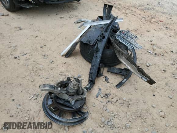 2017 Dodge Durango Citadel Anodized Platinum с VIN 1C4SDJET8HC753128, выставлен на аукционе Copart как лот 52612705 с пробегом 169 608 миль миль и Списание • Salvage title. История ставок и продаж доступна на DreamBid. Изображение 15.