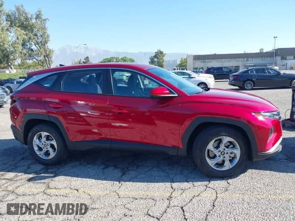 2024 Hyundai Tucson SE z VIN 5NMJA3DE5RH432427, wystawiony jako IAAI lot #42709116 z przebiegiem 9 260 mil mil oraz . Historia ofert i sprzedaży dostępna na DreamBid. Obrazek 13.