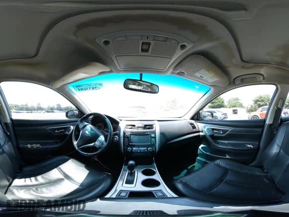 2015 Nissan Altima S с VIN 1N4AL3AP1FN864548, выставлен на аукционе IAAI как лот 42833684 с пробегом 185 322 миль миль и . История ставок и продаж доступна на DreamBid. Изображение 18.