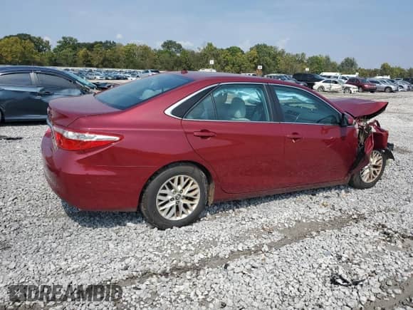 2017 Toyota Camry LE z VIN 4T1BF1FK8HU721849, wystawiony jako Copart lot #81603405 z przebiegiem 133 731 mil mil oraz Szkoda całkowita • Salvage title. Historia ofert i sprzedaży dostępna na DreamBid. Obrazek 3.
