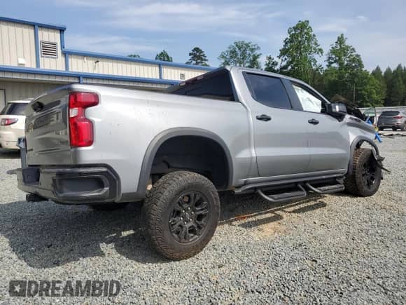 2024 Chevrolet Silverado 1500 ZR2 с VIN 3GCUDHEL4RG135689, выставлен на аукционе Copart как лот 57607265 с пробегом Не указан миль и Списание • Salvage title. История ставок и продаж доступна на DreamBid. Изображение 3.
