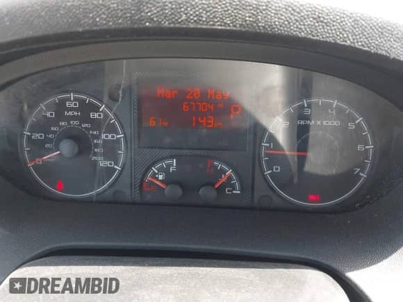 2018 Ram ProMaster Cargo z VIN 3C6TRVDG3JE160932, wystawiony jako IAAI lot #42314215 z przebiegiem 67 704 mil mil oraz . Historia ofert i sprzedaży dostępna na DreamBid. Obrazek 7.