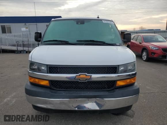 2019 Chevrolet Express Passenger LT с VIN 1GAZGPFG5K1216528, выставлен на аукционе Copart как лот 87693585 с пробегом 66 786 миль миль и Списание • Salvage title. История ставок и продаж доступна на DreamBid. Изображение 5.