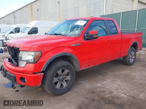 2011 Ford F-150 XL с VIN 1FTFX1EF6BFB30566, выставлен на аукционе IAAI как лот 42044626 с пробегом 277 304 миль миль и . История ставок и продаж доступна на DreamBid. Изображение 17.