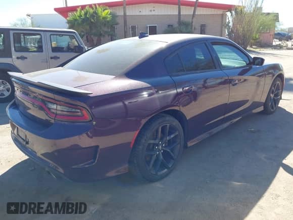 2021 Dodge Charger GT z VIN 2C3CDXHG0MH633258, wystawiony jako IAAI lot #43466417 z przebiegiem 56 998 mil mil oraz . Historia ofert i sprzedaży dostępna na DreamBid. Obrazek 4.