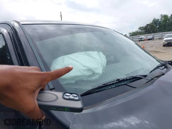 2011 Ram 1500 ST с VIN 1D7RB1CP1BS575737, выставлен на аукционе IAAI как лот 42973234 с пробегом 243 887 миль миль и . История ставок и продаж доступна на DreamBid. Изображение 5.