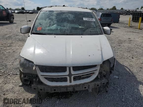 2017 Dodge Grand Caravan GT with VIN 2C4RDGEGXHR825085, listed as a Copart auction lot 71468365 with Not provided miles and Salvage title. Bid and sale history available at DreamBid. Image 5.