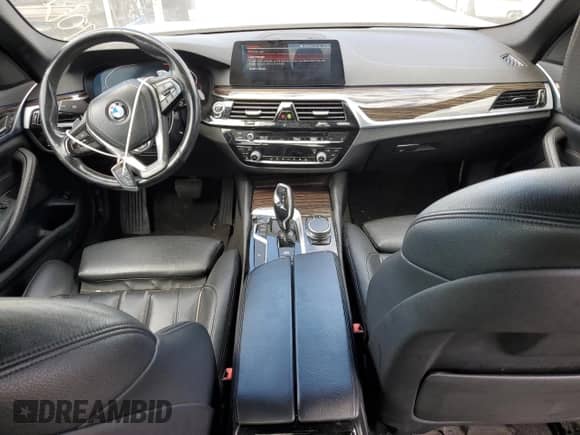 2020 BMW 5 Series 530i с VIN WBAJR3C05LWW63683, выставлен на аукционе Copart как лот 70264255 с пробегом 61 063 миль миль и Списание • Salvage title. История ставок и продаж доступна на DreamBid. Изображение 8.