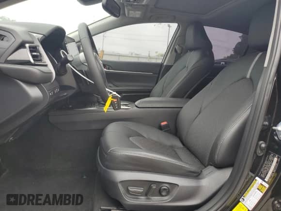 2023 Toyota Camry Hybrid XSE с VIN 4T1K31AK3PU056261, выставлен на аукционе Copart как лот 67843095 с пробегом 20 789 миль миль и Списание • Salvage title. История ставок и продаж доступна на DreamBid. Изображение 7.