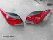 2012 Hyundai Elantra Limited z VIN KMHDH4AEXCU417274, wystawiony jako IAAI lot #43179736 z przebiegiem 146 671 mil mil oraz . Historia ofert i sprzedaży dostępna na DreamBid. Obrazek 12.