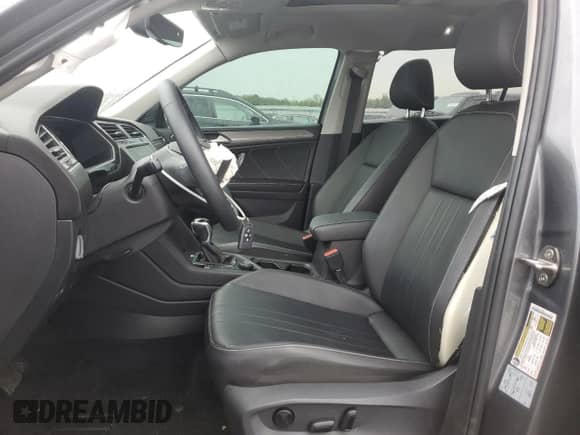 2022 Volkswagen Tiguan SE with VIN 3VV2B7AX4NM034018, listed as a Copart auction lot 84754435 with 38,937 mi miles and Salvage title. Bid and sale history available at DreamBid. Image 7.