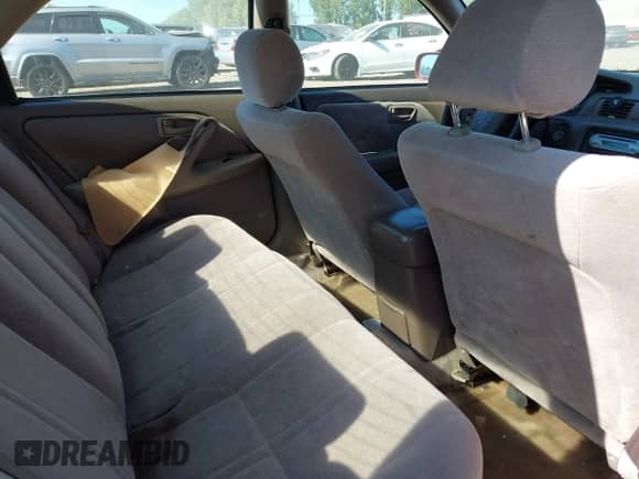 1997 Toyota Camry LE с VIN JT2BG22K6V0003225, выставлен на аукционе IAAI как лот 43223089 с пробегом 348 036 миль миль и . История ставок и продаж доступна на DreamBid. Изображение 8.