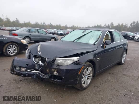 2009 BMW 5 Series 528i xDrive с VIN WBANV13569C151387, выставлен на аукционе IAAI как лот 43437202 с пробегом 117 406 миль миль и . История ставок и продаж доступна на DreamBid. Изображение 12.