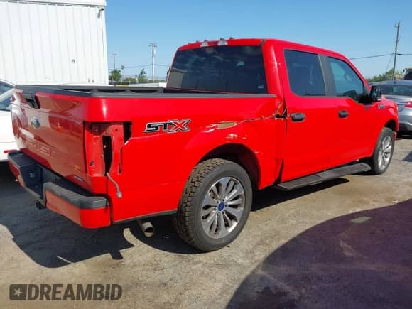 2018 Ford F-150 XL with VIN 1FTEW1CP7JKC84610, listed as a IAAI auction lot 42622943 with 61,696 mi miles and . Bid and sale history available at DreamBid. Image 4.