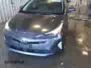 2018 Toyota Prius Two Eco z VIN JTDKARFU8J3065635, wystawiony jako Copart lot #84043455 z przebiegiem 113 173 mil mil oraz Czysty tytuł • Clean title. Historia ofert i sprzedaży dostępna na DreamBid. Obrazek 13.