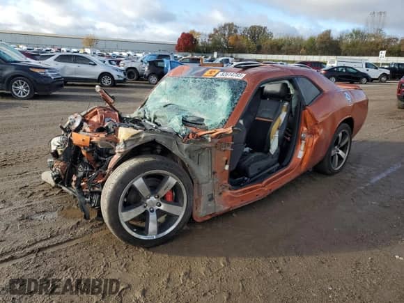 2011 Dodge Challenger SRT-8 with VIN 2B3CJ7DJXBH575583, listed as a Copart auction lot 82614785 with Not provided miles and Clean title. Bid and sale history available at DreamBid. Image 1.