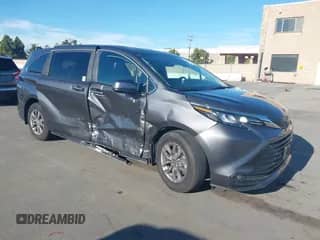 2025 Toyota Sienna XLE с VIN 5TDYSKFCXSS164057, выставлен на аукционе IAAI как лот 43518073 с пробегом 16 518 миль миль и . История ставок и продаж доступна на DreamBid. Изображение 1.