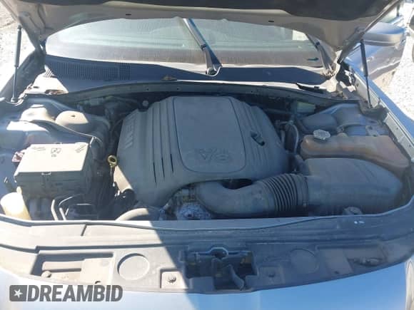 2014 Chrysler 300 S with VIN 2C3CCABT5EH118814, listed as a IAAI auction lot 43351388 with 152,597 mi miles and . Bid and sale history available at DreamBid. Image 10.