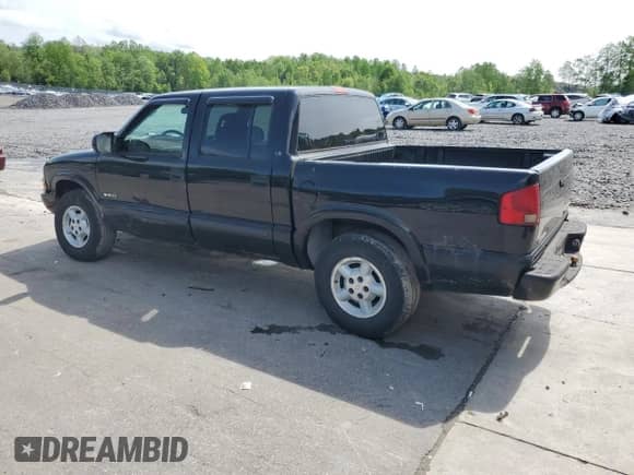 2004 Chevrolet S-10 LS z VIN 1GCDT13X84K146700, wystawiony jako Copart lot #57157835 z przebiegiem 164 393 mil mil oraz Szkoda całkowita • Salvage title. Historia ofert i sprzedaży dostępna na DreamBid. Obrazek 2.