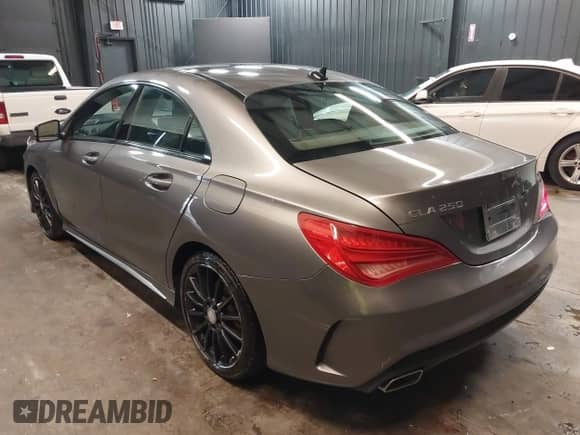 2014 Mercedes-Benz CLA 250 with VIN WDDSJ4GB8EN081365, listed as a IAAI auction lot 41963411 with 84,039 mi miles and . Bid and sale history available at DreamBid. Image 3.