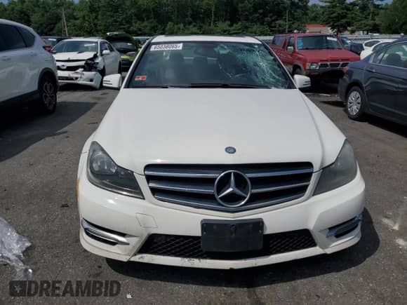 2014 Mercedes-Benz C 300 Sport with VIN WDDGF8AB7EA931775, listed as a Copart auction lot 65038065 with 222,995 mi miles and Salvage title. Bid and sale history available at DreamBid. Image 5.
