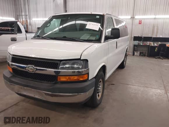 2009 Chevrolet Express Passenger с VIN 1GAHG35K491168590, выставлен на аукционе IAAI как лот 42764151 с пробегом 121 010 миль миль и . История ставок и продаж доступна на DreamBid. Изображение 2.