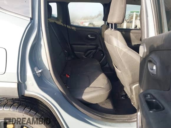 2017 Jeep Renegade Latitude z VIN ZACCJABB3HPF71731, wystawiony jako IAAI lot #41458308 z przebiegiem 110 186 mil mil oraz . Historia ofert i sprzedaży dostępna na DreamBid. Obrazek 8.