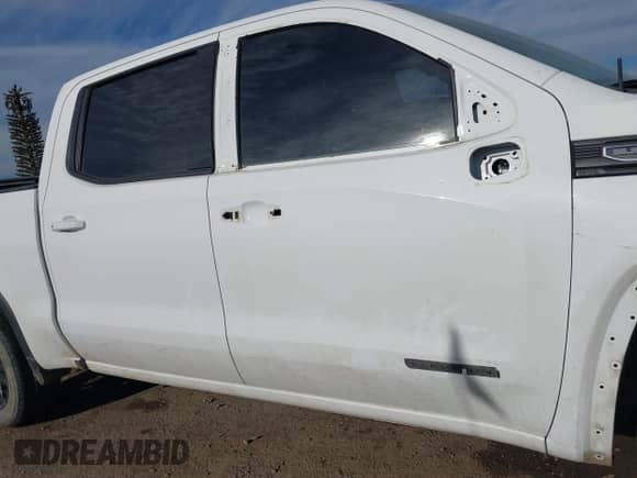 2021 GMC Sierra 1500 Elevation с VIN 3GTP8CED6MG135215, выставлен на аукционе IAAI как лот 41658120 с пробегом 76 809 миль миль и . История ставок и продаж доступна на DreamBid. Изображение 18.