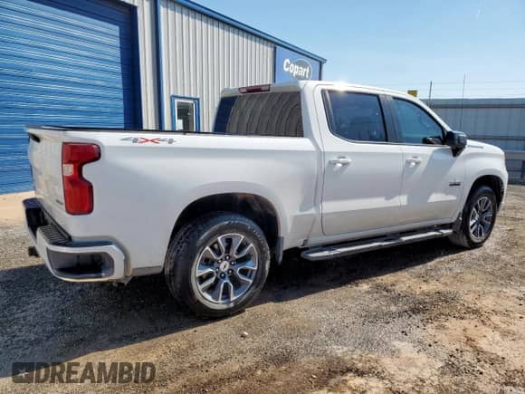 2022 Chevrolet Silverado 1500 RST with VIN 1GCUDEET3NZ644942, listed as a Copart auction lot 80196015 with 120,887 mi miles and Clean title. Bid and sale history available at DreamBid. Image 3.