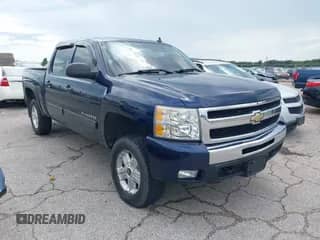 2010 Chevrolet Silverado 1500 LT z VIN 3GCRKSE33AG209486, wystawiony jako IAAI lot #42791097 z przebiegiem 155 540 mil mil oraz . Historia ofert i sprzedaży dostępna na DreamBid. Obrazek 1.