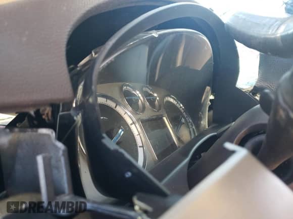 2010 Cadillac Escalade ESV Premium with VIN 1GYUKJEF5AR106966, listed as a Copart auction lot 38912394 with Not provided miles and Non repairable. Bid and sale history available at DreamBid. Image 9.