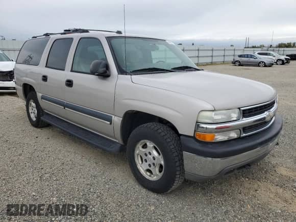 2004 Chevrolet Suburban LS with VIN 1GNFK16T34J119762, listed as a Copart auction lot 84600705 with 248,467 mi miles and Clean title. Bid and sale history available at DreamBid. Image 4.