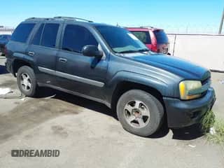 2005 Chevrolet TrailBlazer LS с VIN 1GNDS13S652151815, выставлен на аукционе IAAI как лот 42519458 с пробегом 149 829 миль миль и . История ставок и продаж доступна на DreamBid. Изображение 1.