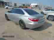 2017 Toyota Camry Hybrid LE z VIN 4T1BD1FK0HU222078, wystawiony jako IAAI lot #43065553 z przebiegiem 141 297 mil mil oraz . Historia ofert i sprzedaży dostępna na DreamBid. Obrazek 3.