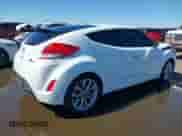 2014 Hyundai Veloster z VIN KMHTC6AD4EU213537, wystawiony jako IAAI lot #43358808 z przebiegiem 54 973 mil mil oraz . Historia ofert i sprzedaży dostępna na DreamBid. Obrazek 4.