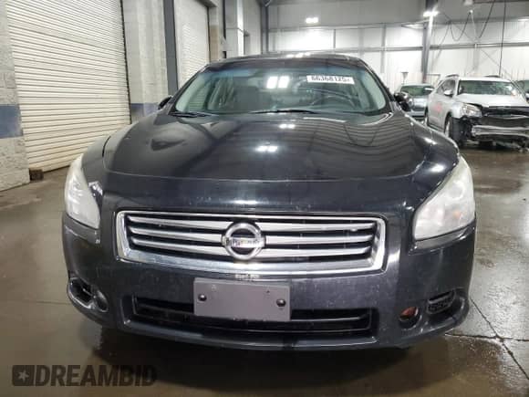 2014 Nissan Maxima SV z VIN 1N4AA5AP4EC489640, wystawiony jako Copart lot #66368125 z przebiegiem 106 828 mil mil oraz Szkoda całkowita • Salvage title. Historia ofert i sprzedaży dostępna na DreamBid. Obrazek 5.