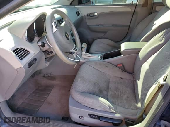 2010 Chevrolet Malibu 1LT с VIN 1G1ZC5EB6AF103405, выставлен на аукционе Copart как лот 86847845 с пробегом 147 777 миль миль и Списание • Salvage title. История ставок и продаж доступна на DreamBid. Изображение 7.