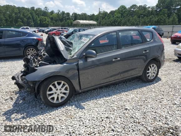 2009 Hyundai Elantra Touring с VIN KMHDC86E69U041048, выставлен на аукционе Copart как лот 62465525 с пробегом 125 782 миль миль и На запчасти • Non repairable. История ставок и продаж доступна на DreamBid. Изображение 1.