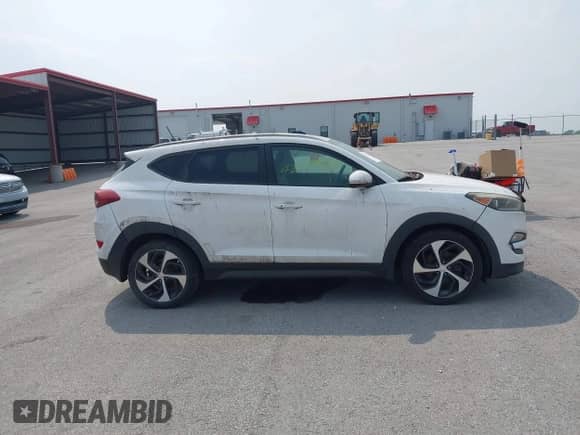 2016 Hyundai Tucson Limited with VIN KM8J3CA22GU110821, listed as a IAAI auction lot 42877961 with 172,839 mi miles and . Bid and sale history available at DreamBid. Image 13.
