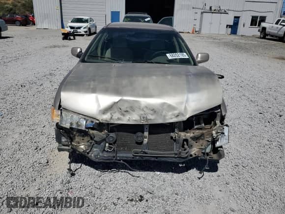 1995 Honda Accord LX с VIN 1HGCD5639SA133788, выставлен на аукционе Copart как лот 68202195 с пробегом 198 682 миль миль и Списание • Salvage title. История ставок и продаж доступна на DreamBid. Изображение 5.