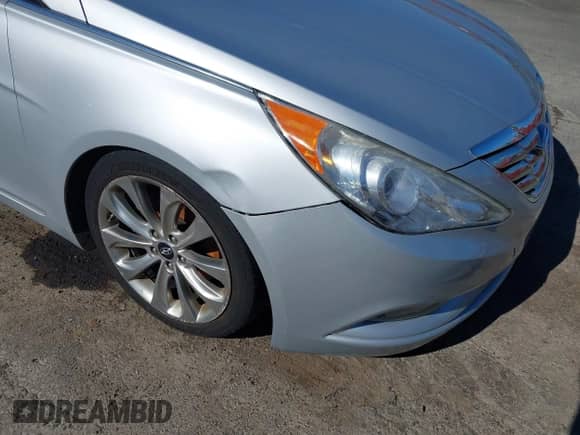 2012 Hyundai Sonata Limited с VIN 5NPEC4AB5CH432059, выставлен на аукционе IAAI как лот 43506183 с пробегом 113 755 миль миль и . История ставок и продаж доступна на DreamBid. Изображение 6.