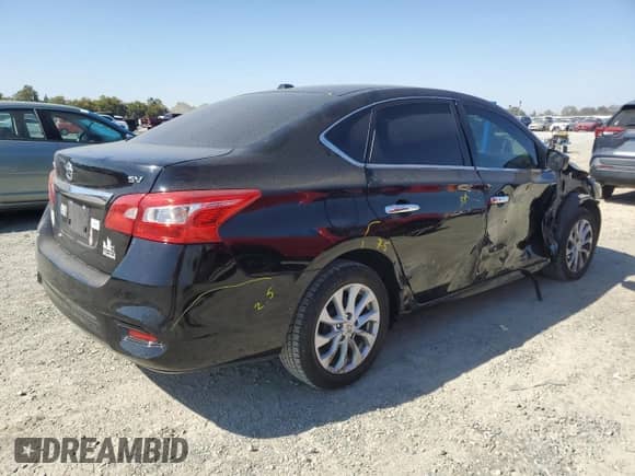 2019 Nissan Sentra SV z VIN 3N1AB7AP8KY371986, wystawiony jako Copart lot #82141025 z przebiegiem 106 750 mil mil oraz Szkoda całkowita • Salvage title. Historia ofert i sprzedaży dostępna na DreamBid. Obrazek 3.