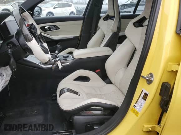 2022 BMW M3 с VIN WBS53AY01NFM30642, выставлен на аукционе Copart как лот 85710584 с пробегом Не указан миль и Списание • Salvage title. История ставок и продаж доступна на DreamBid. Изображение 7.