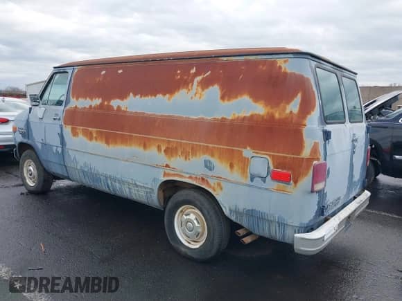 1988 Chevrolet Chevy Van with VIN 1GCEG25H7J7162793, listed as a IAAI auction lot 38337335 with 156,268 mi miles and . Bid and sale history available at DreamBid. Image 3.