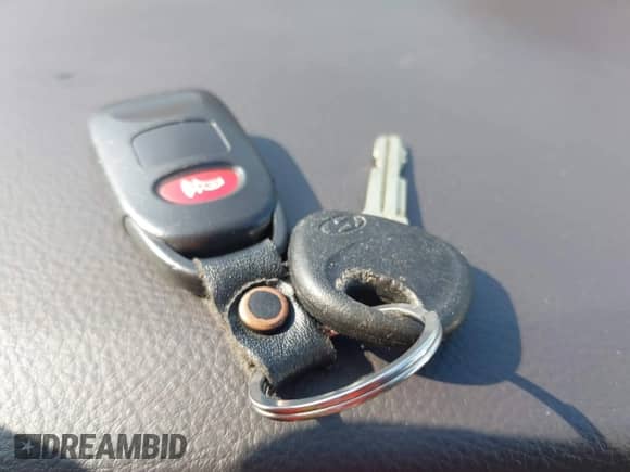 2010 Hyundai Santa Fe SE с VIN 5NMSHDAG2AH414550, выставлен на аукционе IAAI как лот 43022610 с пробегом 155 531 миль миль и . История ставок и продаж доступна на DreamBid. Изображение 11.