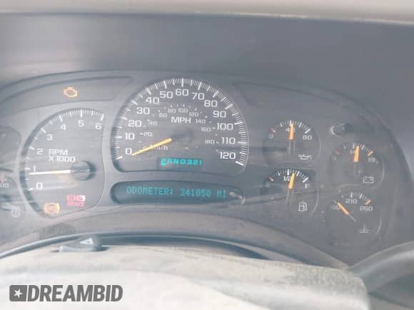 2003 Chevrolet Silverado 2500HD LS с VIN 1GCHK29U63E336368, выставлен на аукционе IAAI как лот 42542743 с пробегом 341 050 миль миль и . История ставок и продаж доступна на DreamBid. Изображение 7.