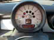 2013 MINI Hardtop с VIN WMWSU3C58DT692595, выставлен на аукционе Copart как лот 82598975 с пробегом 140 226 миль миль и Чистый • Clean title. История ставок и продаж доступна на DreamBid. Изображение 9.
