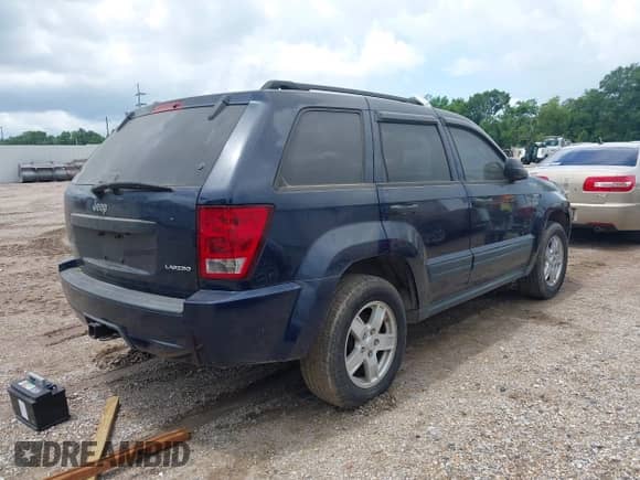 2005 Jeep Grand Cherokee Laredo with VIN 1J4HS48N45C640233, listed as a IAAI auction lot 42547998 with 278,042 mi miles and . Bid and sale history available at DreamBid. Image 4.