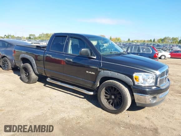 2008 Dodge 1500 SLT с VIN 1D3HA18248J171584, выставлен на аукционе IAAI как лот 43329535 с пробегом 177 493 миль миль и . История ставок и продаж доступна на DreamBid. Изображение 1.
